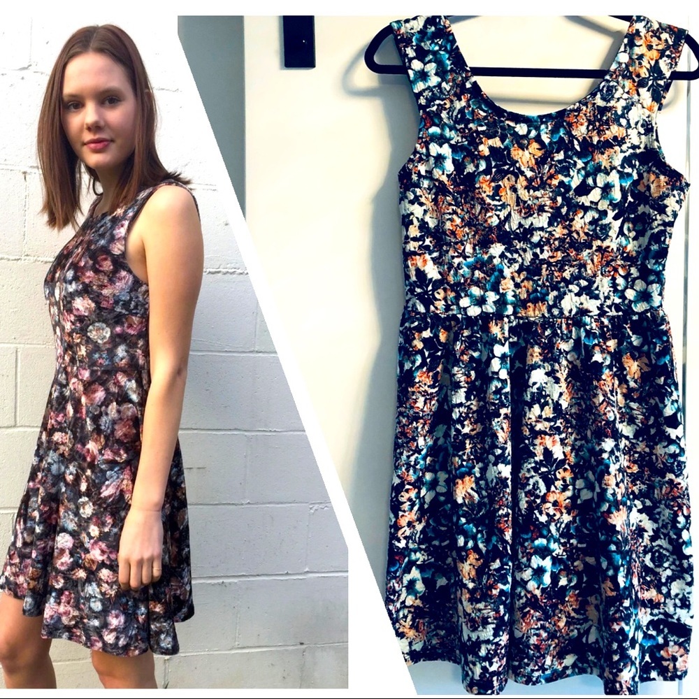 G:21 Large Floral Lacey Stretch Mini Sundress